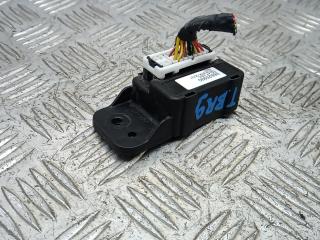 блок управления ручником Chevrolet Captiva 1 поколение 2010, 2.0 л., D VCDi, дизель, МКПП, внедорожник 5 дв., 96825990