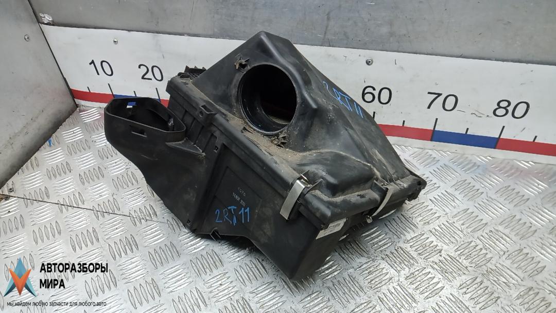 корпус воздушного фильтра BMW X1 E84 2011, 2.0 л., дизель, МКПП, универсал, 1371851259901 - фото №1