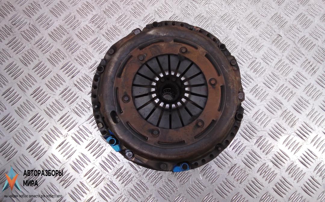 маховик Audi A4 B8/8K 2009, 2.0 л., дизель, МКПП, седан, 03G105323R, 0B1105266AH - фото №1