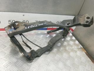 ресничка (ус) правой фары Mercedes-Benz C-Класс W204/S204 2008, 2.2 л., дизель, АКПП, седан, A2046201091