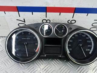 приборная панель Peugeot 308 T7 2010, 1.6 л., бензин, МКПП, хетчбэк 5 дв., 554001550316