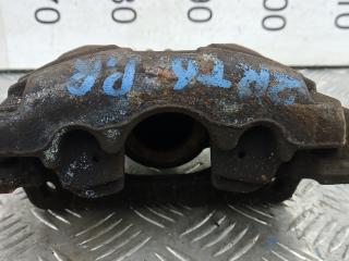 суппорт передний правый Renault Megane 3 поколение 2009, 1.6 л., бензин, МКПП, хетчбэк 5 дв.