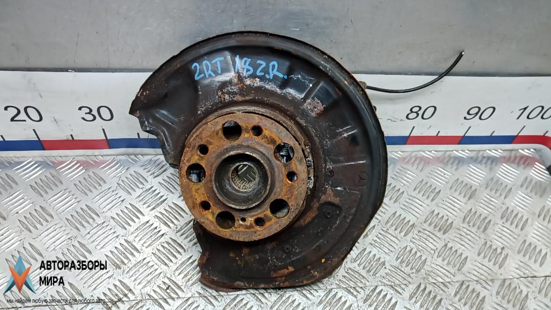 ступица задняя правая Mercedes-Benz C-Класс W204/S204 2007, 2.2 л., дизель, АКПП, седан, A2043500441, A2303570308 - фото №1