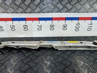 рамка капота Toyota RAV4 2 поколение (XA20) 2001, 2.0 л., бензин, МКПП, внедорожник 5 дв.