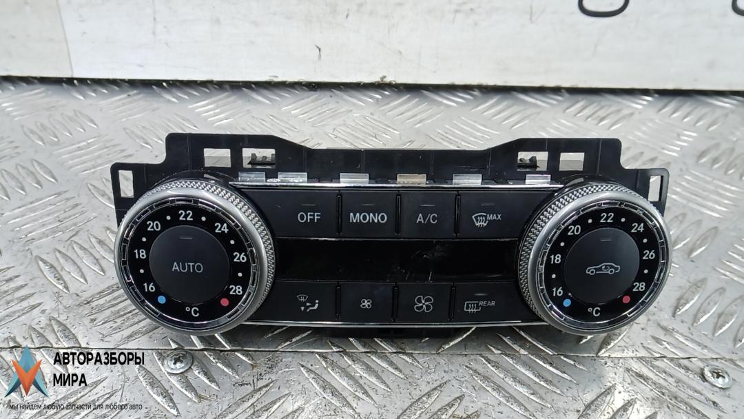 блок управления печки / климат-контроля Mercedes-Benz C-Класс W204/S204 2008, 2.2 л., дизель, АКПП, седан, A2048309885, A2048305790 - фото №1