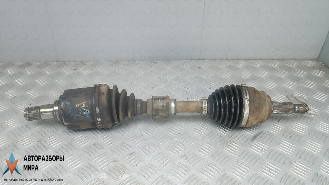 полуось передняя левая (приводной вал, ШРУС) Peugeot 4007 1 поколение 2008, 2.2 л., дизель, МКПП, внедорожник 5 дв. - фото №1