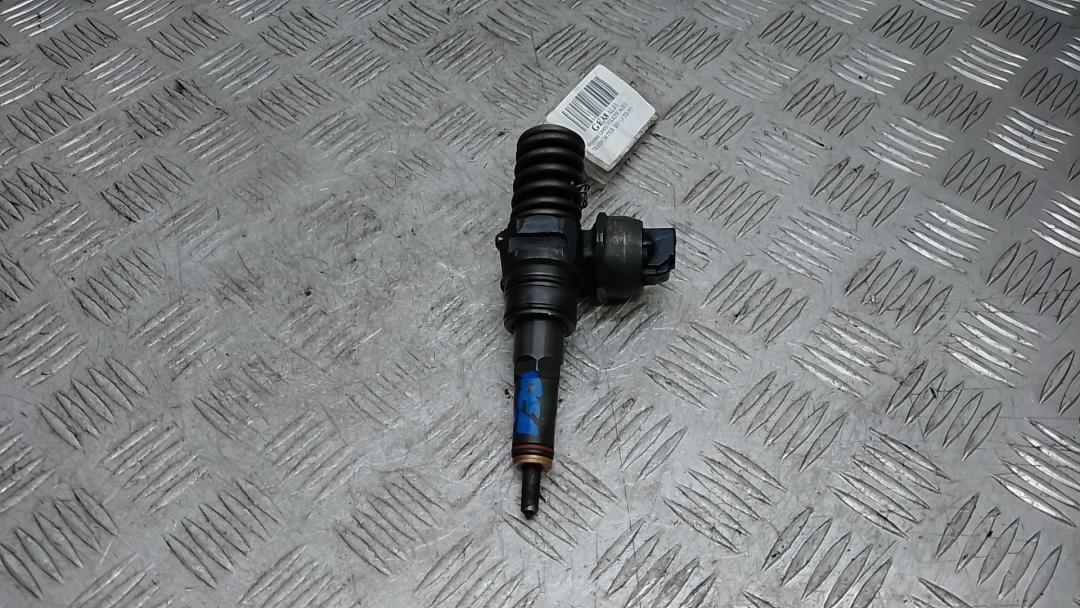 форсунка Volkswagen Transporter T5 2003, 1.9 л., дизель, МКПП, микроавтобус, 0414720215, PDB016 - фото №1