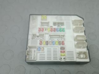 блок предохранителей Renault Megane 3 поколение 2009, 1.5 л., дизель, МКПП, хетчбэк 5 дв., 8229277765