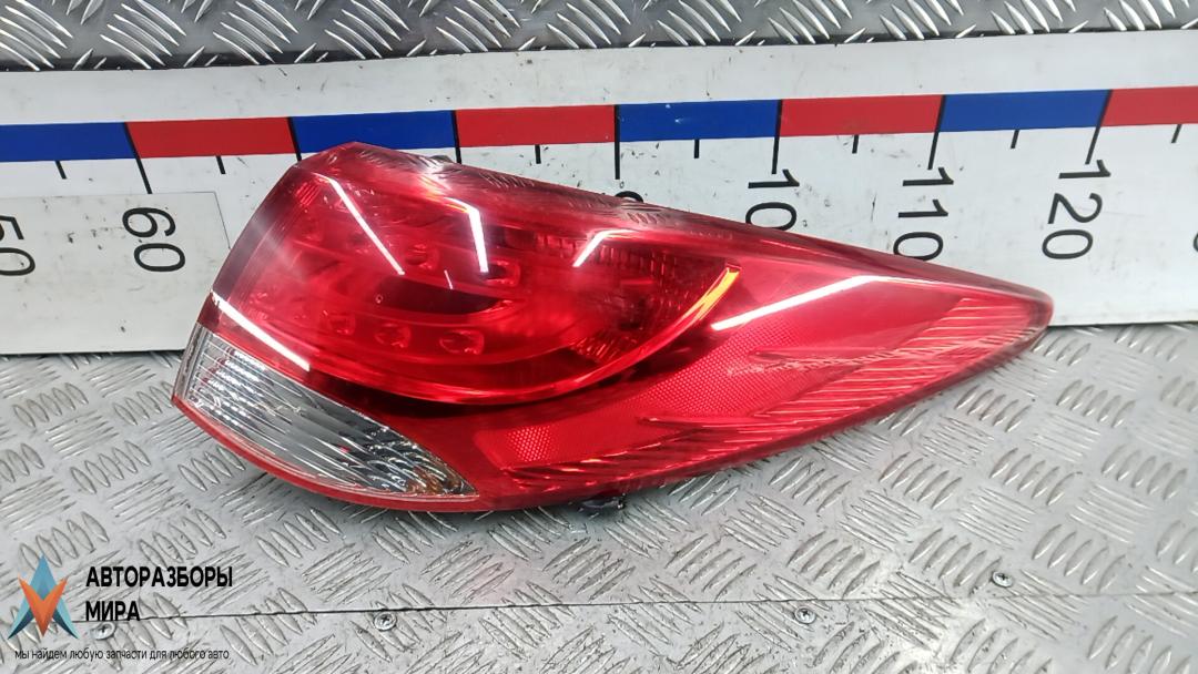 фонарь задний правый Hyundai ix35 1 поколение 2012, 1.7 л., дизель, МКПП, внедорожник 5 дв. - фото №1