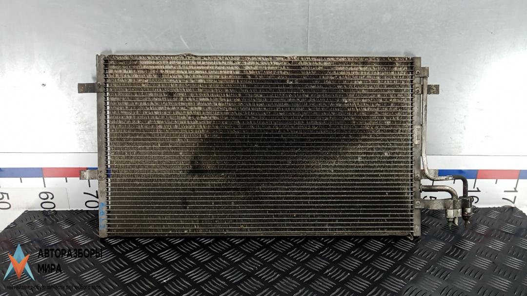 радиатор кондиционера Ford Focus 2 поколение 2005, 1.4 л., бензин, МКПП, хетчбэк 5 дв. - фото №1