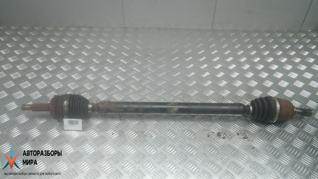 полуось передняя правая (приводной вал, ШРУС) Kia Ceed 2 поколение 2012, 1.6 л., дизель, МКПП, хетчбэк 5 дв. - фото №1