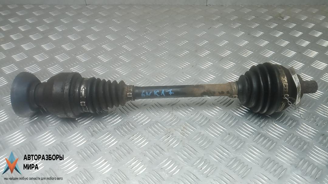 полуось передняя левая (приводной вал, ШРУС) Volkswagen Tiguan 1 поколение 2009, 2.0 л., дизель, МКПП, внедорожник 5 дв. - фото №1