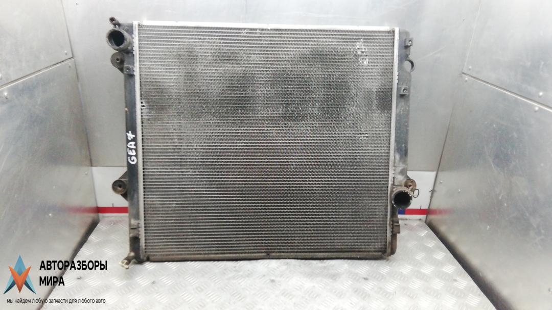 радиатор охлаждения Toyota Land Cruiser Prado J120 2004, 3.0 л., дизель, МКПП, внедорожник 5 дв. - фото №1