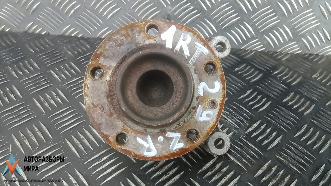 ступица задняя правая Peugeot 308 T9 2014, 1.6 л., дизель, МКПП, универсал - фото №1