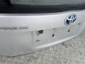 крышка багажника Toyota Prius 3 поколение [рестайлинг] 2012, 1.8 л., бензин, АКПП, хетчбэк 5 дв. - фото №3