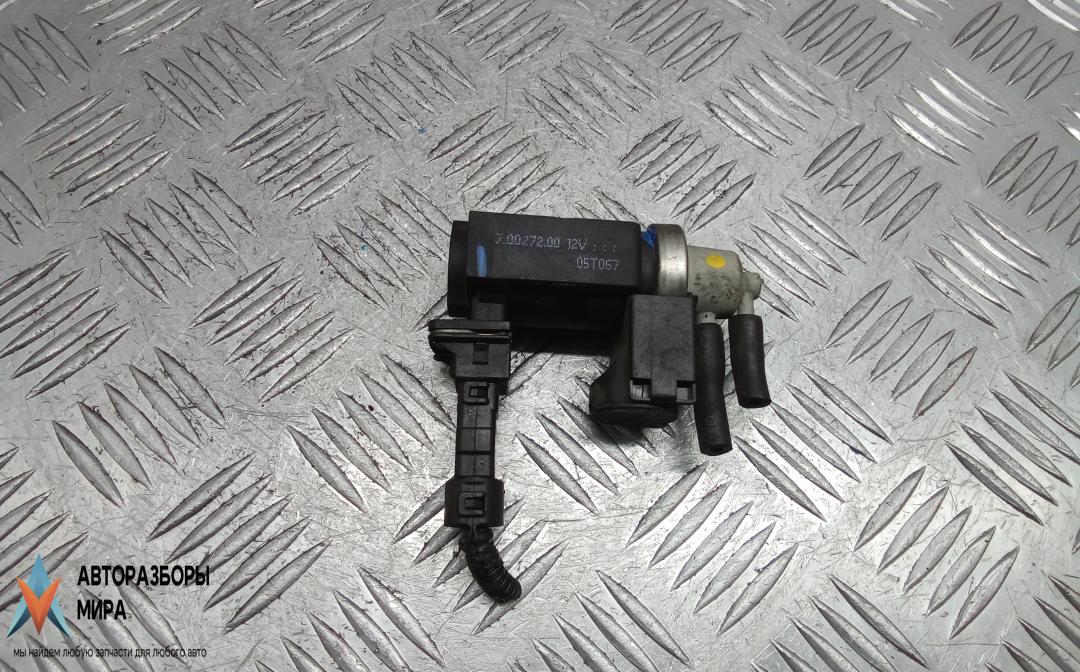 клапан управления турбиной (актуатор) Kia Sportage 2 поколение 2005, 2.0 л., дизель, МКПП, внедорожник 5 дв., 70027200, 05T067 - фото №1