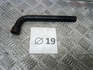 ключ колесный (балонный) Ford Mondeo 4 поколение 2008, 1.8 л., дизель, МКПП, хетчбэк 5 дв.