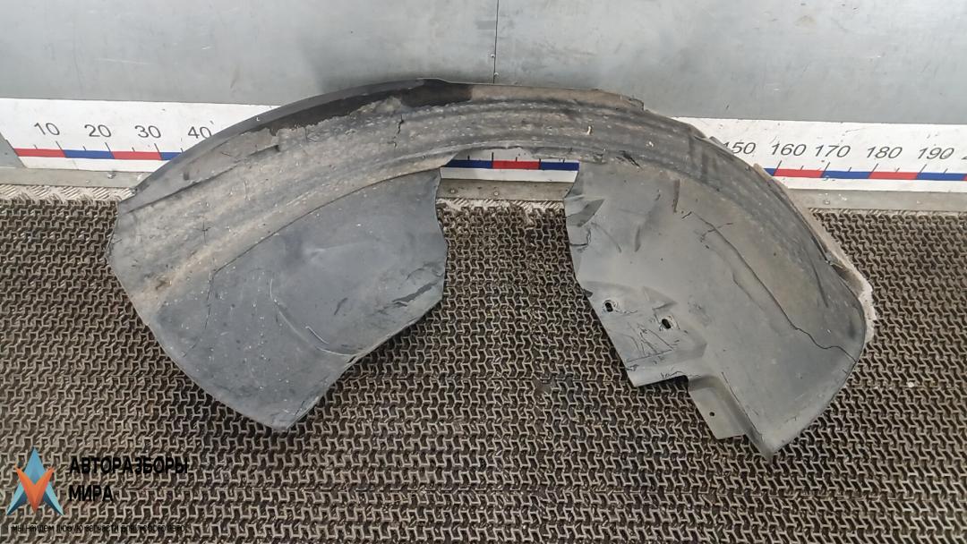 Подкрылок передний правый Chrysler Voyager 5 поколение 2009, 2.8 л., дизель, АКПП, минивэн - фото №1