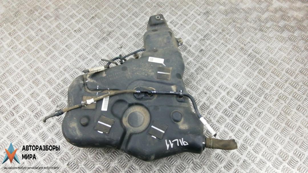 бачок иолиса Land Rover Discovery Sport 1 поколение 2016, 2.0 л., дизель, АКПП, внедорожник 5 дв. - фото №1