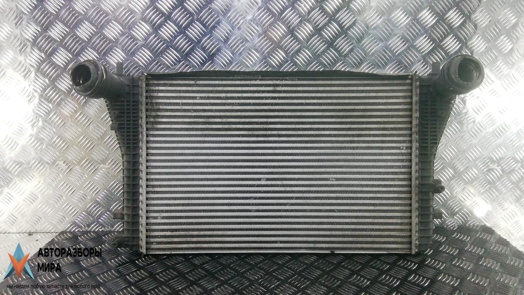 радиатор интеркулера Volkswagen Passat B6 2007, 1.9 л., дизель, МКПП, седан, 3C0145805R - фото №1