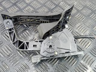 педаль Kia Sportage 3 поколение [рестайлинг] 2015, 1.7 л., дизель, МКПП, хетчбэк 5 дв., 327002S000