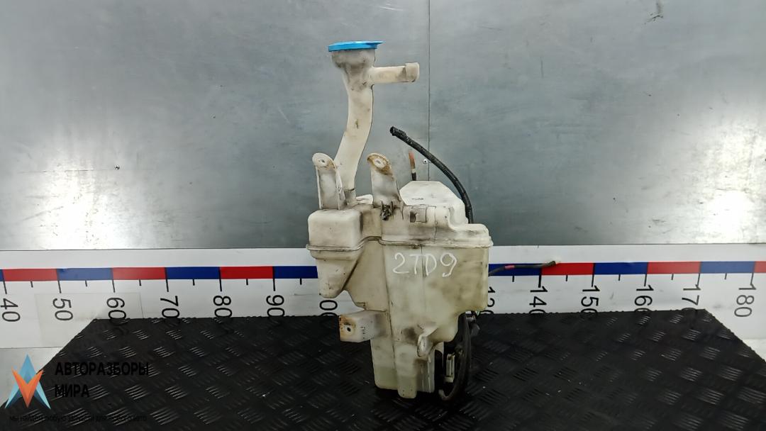 бачок омывателя SsangYong Rexton Y200 2005, 2.7 л., дизель, МКПП, внедорожник 5 дв. - фото №1