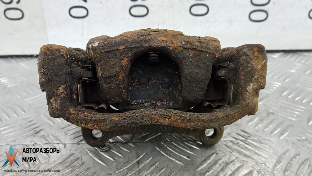 суппорт задний правый Mercedes-Benz Vito W447 2014, 2.2 л., CDI 113, дизель, МКПП, минивэн - фото №1