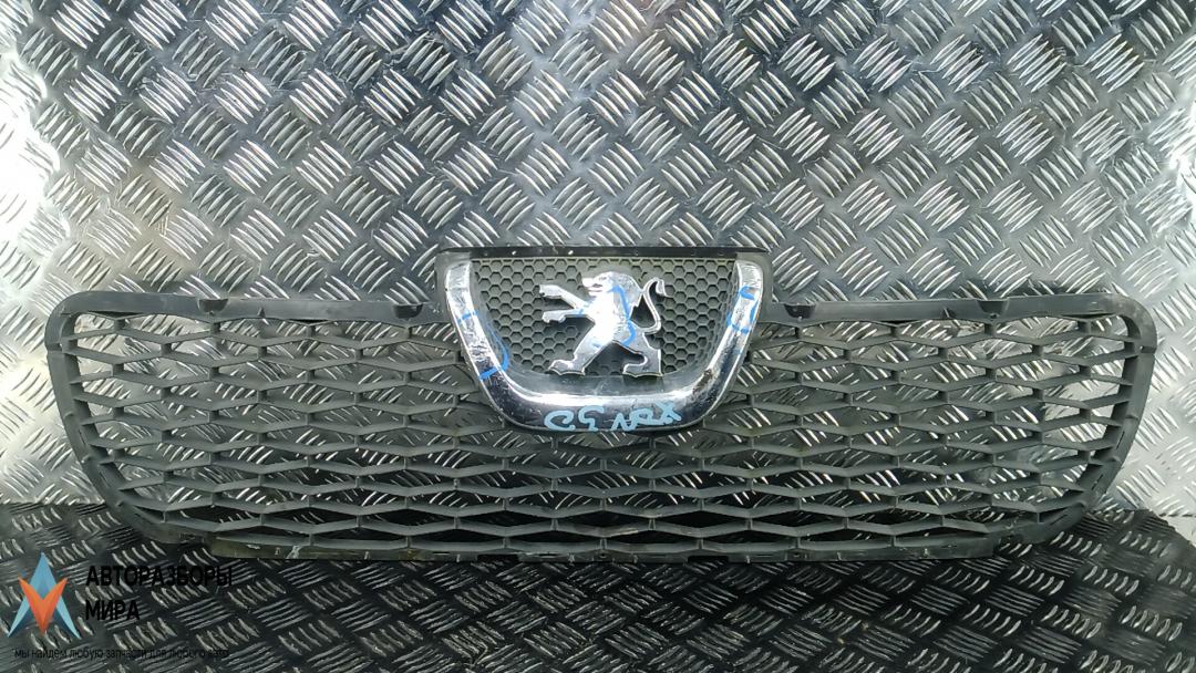 решетка радиатора Peugeot Boxer 3 поколение 2007, 2.2 л., дизель, МКПП, микроавтобус - фото №1