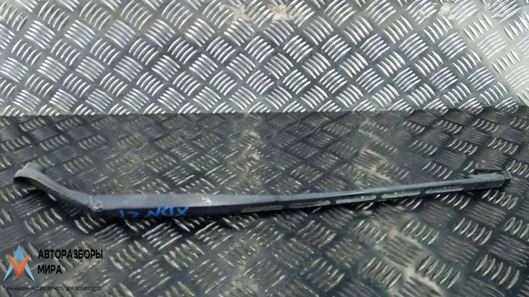 щеткодержатель (поводок стеклоочистителя, дворник) Citroen C5 2 поколение 2009, 2.0 л., дизель, МКПП, седан - фото №1