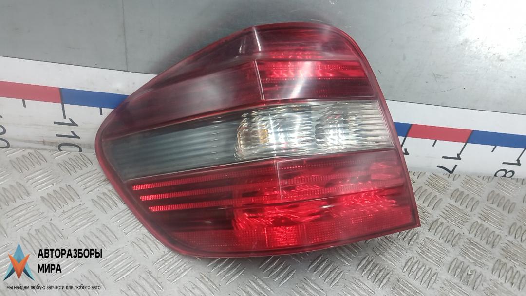 фонарь задний левый Mercedes-Benz M-Класс W164 2007, 3.0 л., D ML320 CDI, дизель, АКПП, внедорожник 5 дв. - фото №1