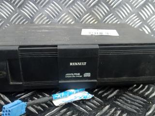 CD-чейнджер Renault Espace 4 поколение 2004, 2.2 л., дизель, МКПП, минивэн, 8200207100