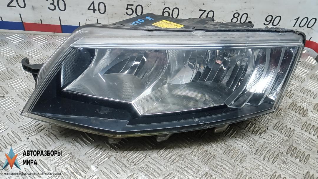 фара левая Skoda Octavia 3 поколение (A7) 2015, 1.6 л., дизель, МКПП, хетчбэк 5 дв., 5E2941017 - фото №1