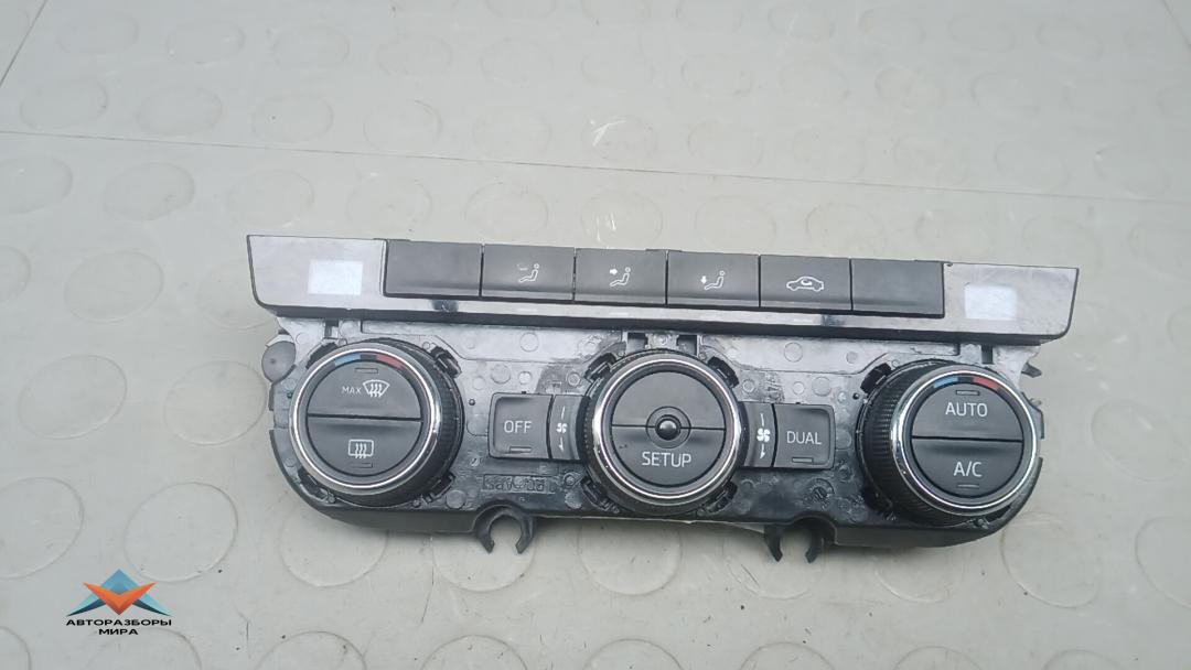 блок управления печки / климат-контроля Skoda Octavia 3 поколение (A7) 2015, 1.6 л., дизель, МКПП, хетчбэк 5 дв., 18643920 - фото №1