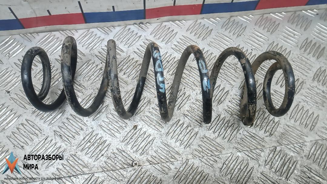 пружина задняя Skoda Octavia 3 поколение (A7) 2015, 1.6 л., дизель, МКПП, хетчбэк 5 дв., 5Q0511121AD - фото №1