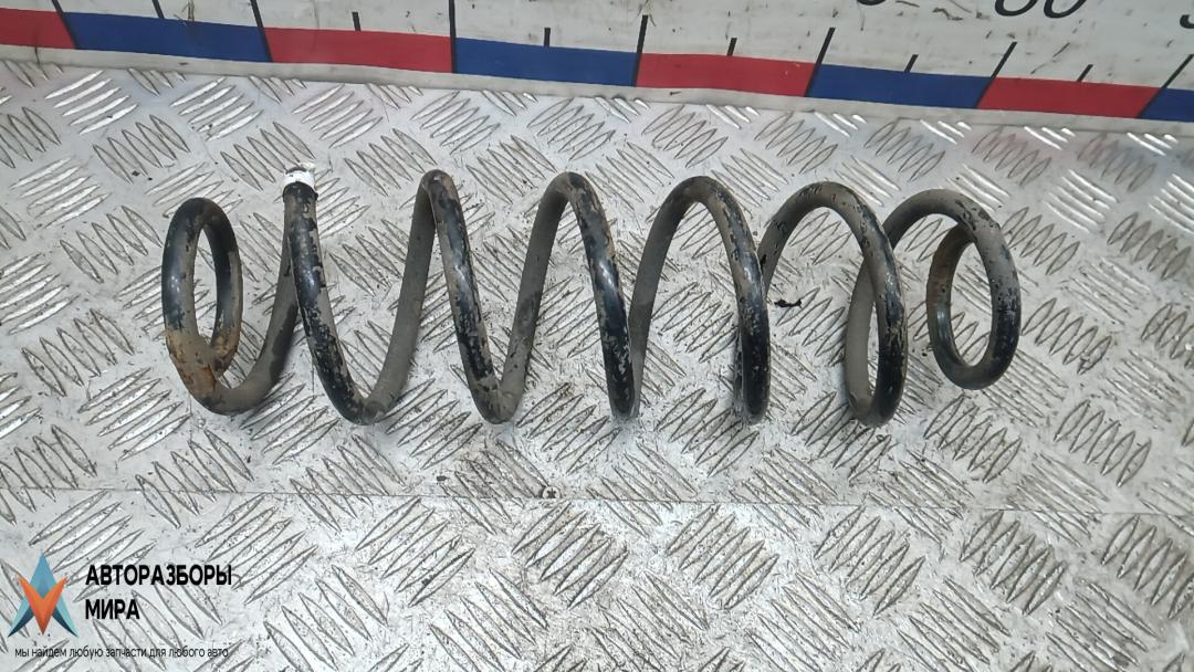 пружина задняя Skoda Octavia 3 поколение (A7) 2015, 1.6 л., дизель, МКПП, хетчбэк 5 дв., 5Q0511121AD - фото №1