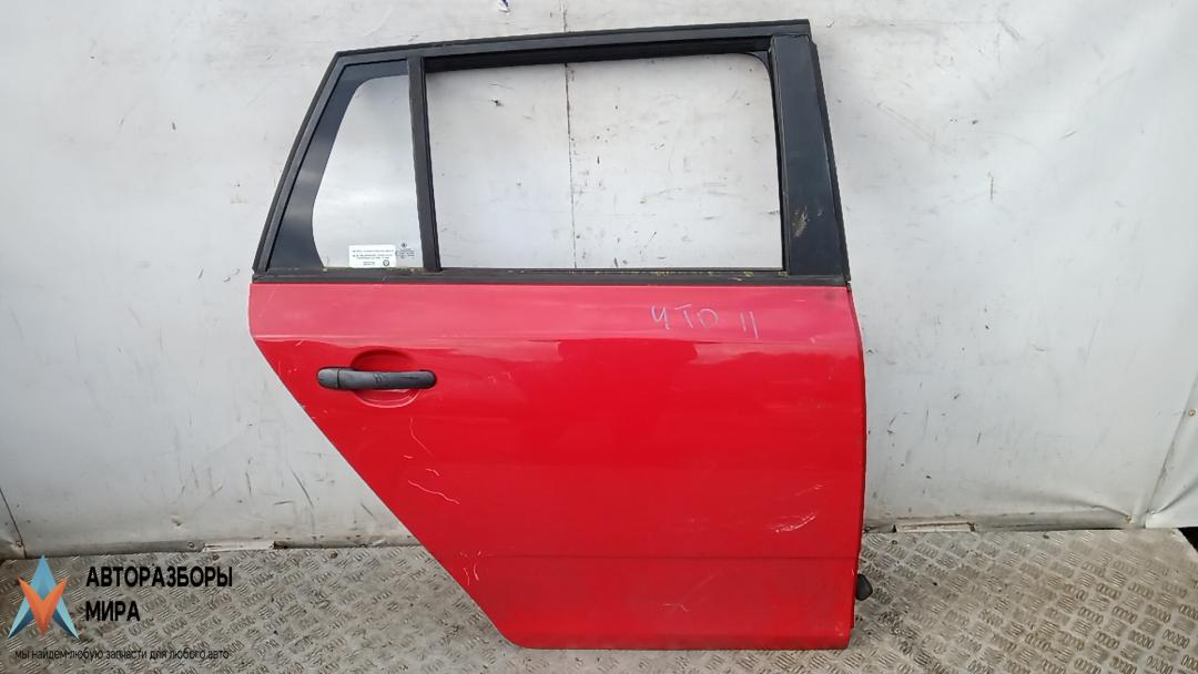 дверь задняя правая Skoda Fabia 2 поколение (5J) 2008, 1.2 л., 6V, бензин, МКПП, универсал - фото №1