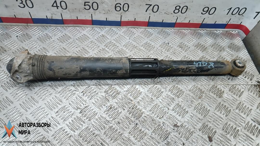 амортизатор задний Skoda Octavia 3 поколение (A7) 2015, 1.6 л., дизель, МКПП, хетчбэк 5 дв., 5Q0513353G, 5Q0513049F - фото №1