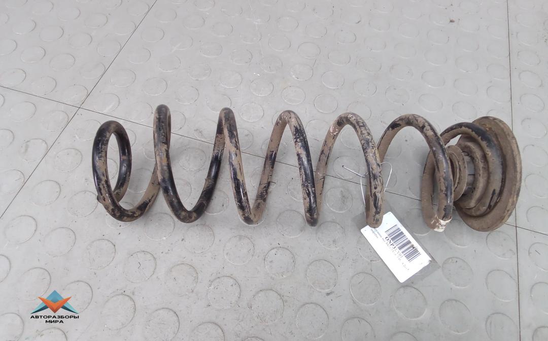 пружина задняя Skoda Octavia 3 поколение (A7) 2015, 2.0 л., дизель, МКПП, хетчбэк 5 дв., 5Q0511121AD - фото №1