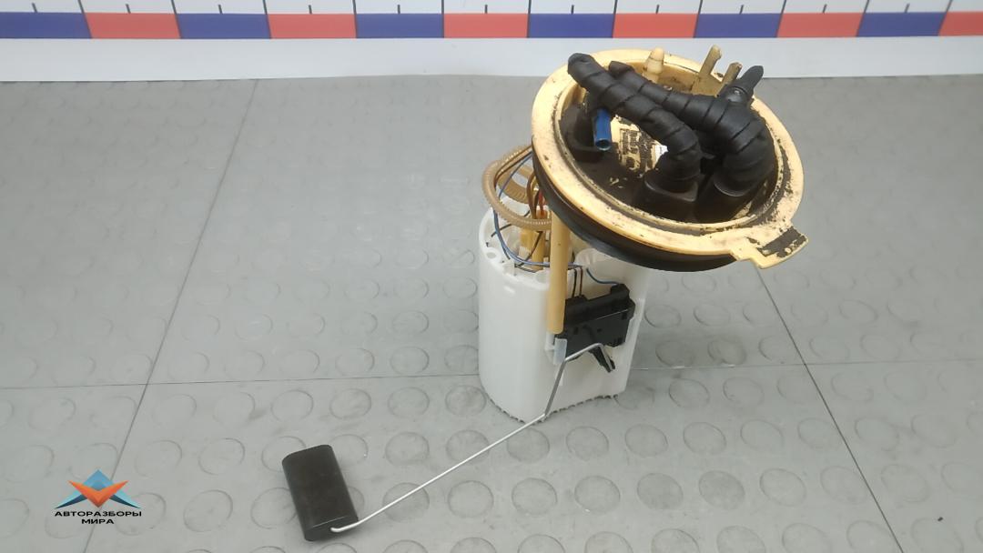 насос топливный Skoda Octavia 3 поколение (A7) 2015, 2.0 л., дизель, МКПП, хетчбэк 5 дв., 5Q0919050P - фото №1