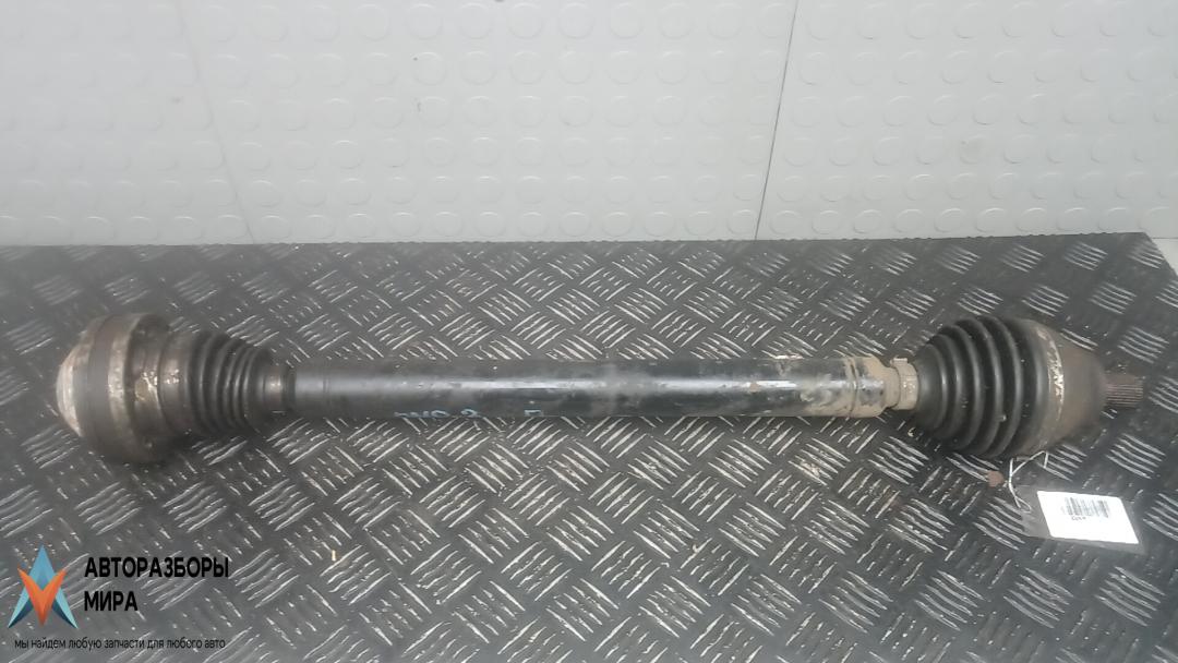 полуось передняя правая (приводной вал, ШРУС) Skoda Octavia 3 поколение (A7) 2015, 2.0 л., дизель, МКПП, хетчбэк 5 дв., 5Q0407272E, 5Q0407762FX - фото №1