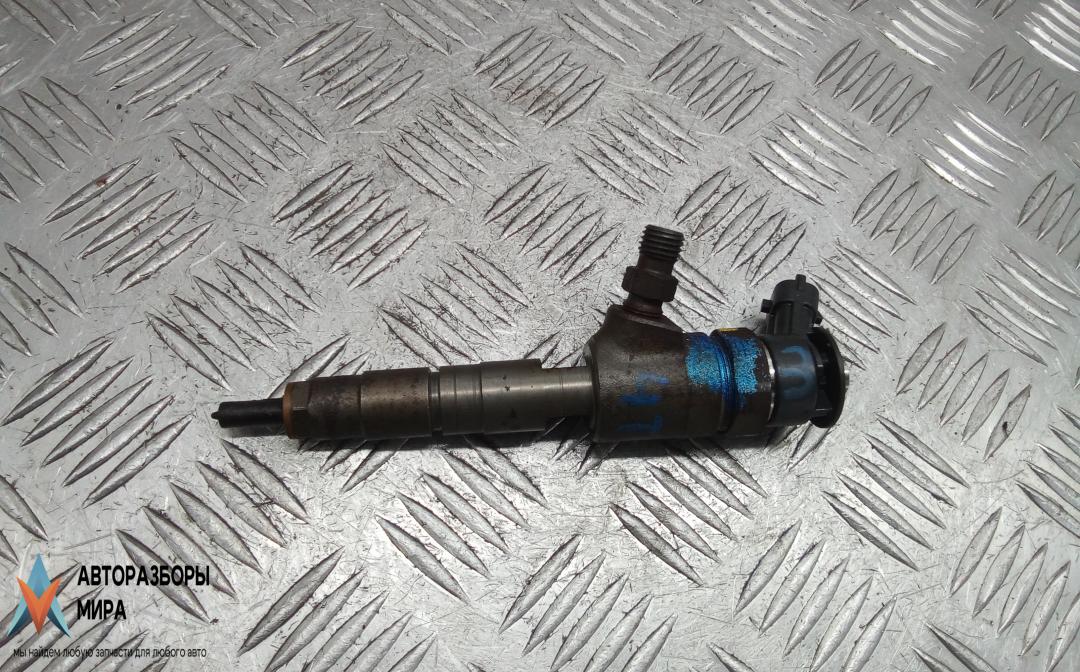 форсунка Peugeot 2008 1 поколение 2014, 1.6 л., дизель, АКПП, универсал, 0445110340 - фото №1