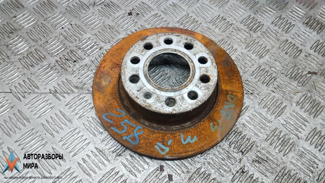 диск тормозной задний Skoda Octavia 3 поколение (A7) 2015, 2.0 л., дизель, МКПП, хетчбэк 5 дв., 5Q0615601F, 1K0615601AB - фото №1