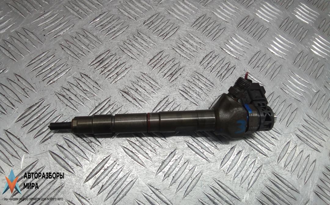 форсунка Skoda Octavia 3 поколение (A7) 2014, 1.6 л., дизель, МКПП, универсал, 0445110477, 04L130277AJ - фото №1
