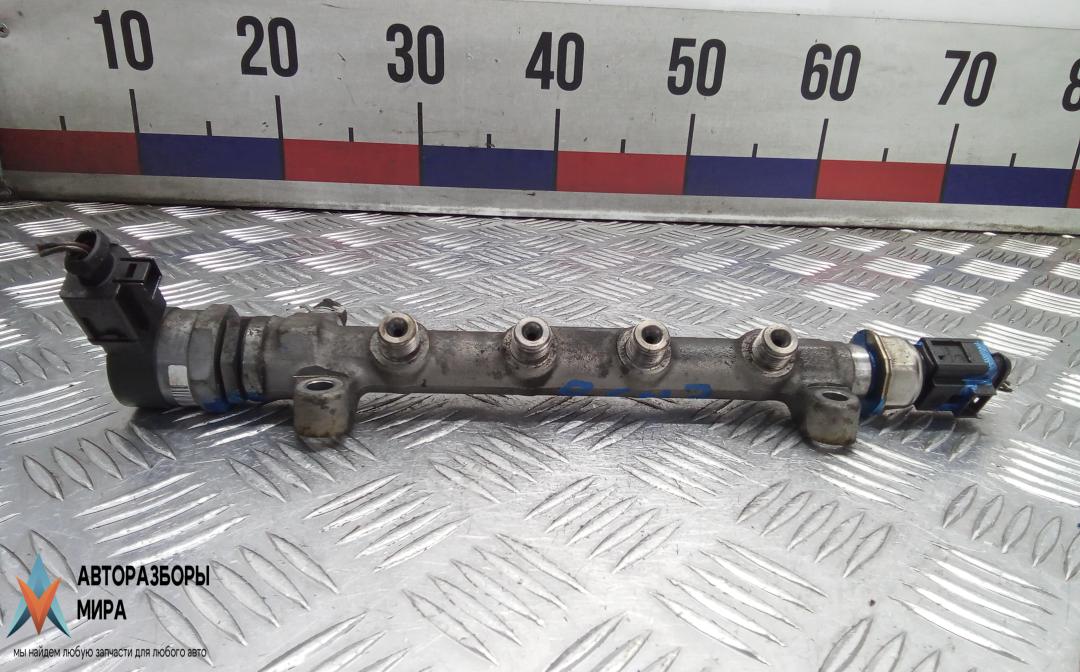 топливная рампа Skoda Octavia 3 поколение (A7) 2014, 1.6 л., дизель, МКПП, универсал, 04L130089B - фото №1