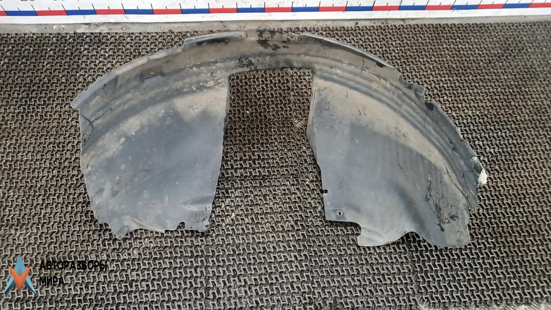 Подкрылок передний правый Volkswagen Transporter T5 2008, 2.5 л., дизель, МКПП, микроавтобус - фото №1