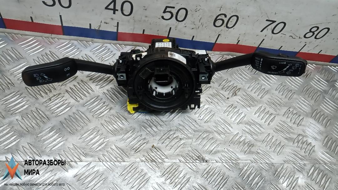 переключатель подрулевой Skoda Octavia 3 поколение (A7) 2014, 1.6 л., дизель, МКПП, универсал, 5Q0953513Q - фото №1