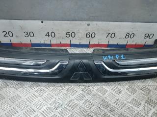 решетка радиатора Mitsubishi Outlander 3 поколение 2013, 2.3 л., дизель, МКПП, внедорожник 5 дв., 7450A743