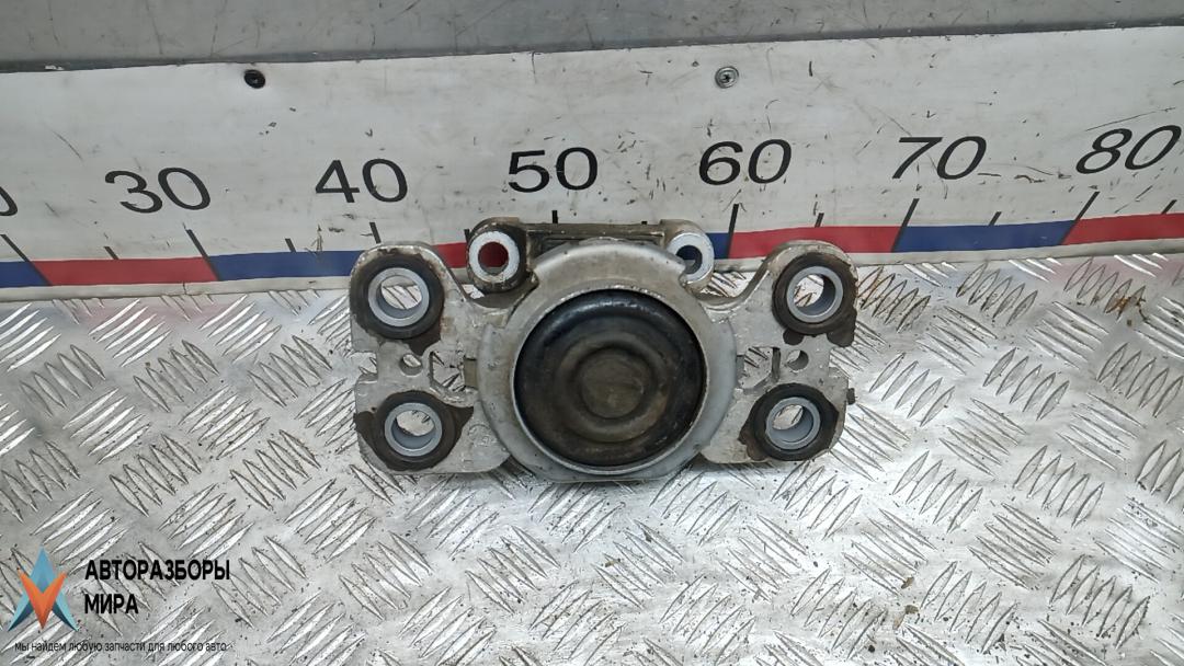 Подушка двигателя дизельная Volvo XC60 1 поколение 2010, 2.0 л., дизель, АКПП, внедорожник 5 дв. - фото №1