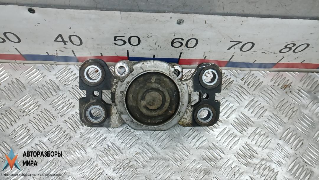 Подушка двигателя дизельная Volvo XC60 1 поколение 2009, 2.4 л., дизель, АКПП, внедорожник 5 дв. - фото №1