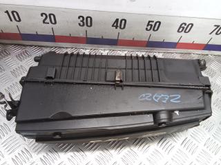 корпус воздушного фильтра Mercedes-Benz C-Класс W203/S203/CL203 [рестайлинг] 2004, 2.2 л., D C200 CDI, дизель, АКПП, купе